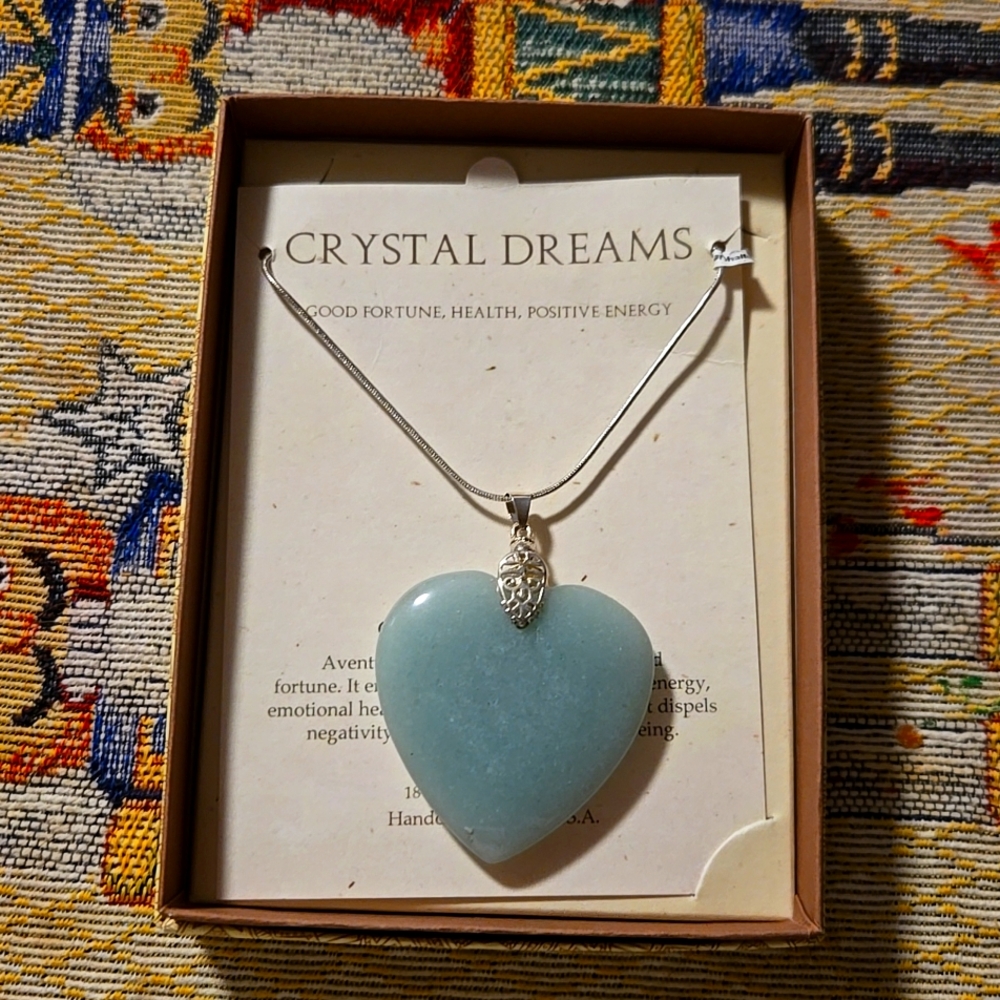 Heart Shaped Green Aventurine i